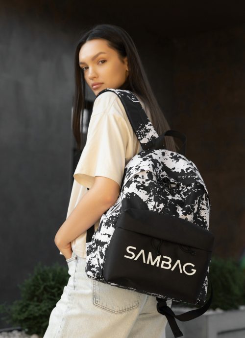 Рюкзак жіночий Sambag Active з принтом чорний з білим