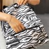 Женский рюкзак Sambag Active с принтом белый с черным