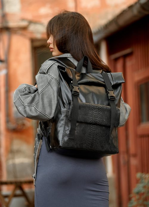 Рюкзак роллтоп жіночий RollTop Milton крокодил чорний