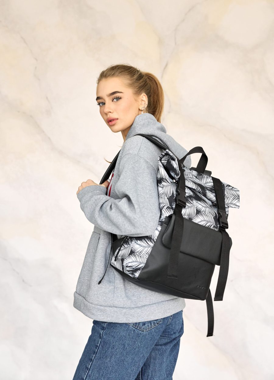 Рюкзак роллтоп жіночий RollTop Milton чорний з принтом
