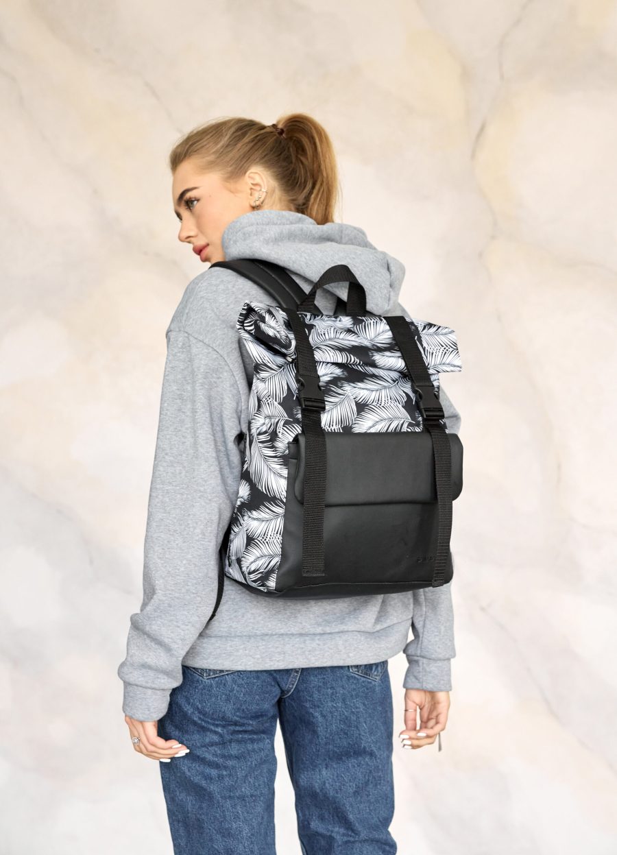 Рюкзак роллтоп жіночий RollTop Milton чорний з принтом