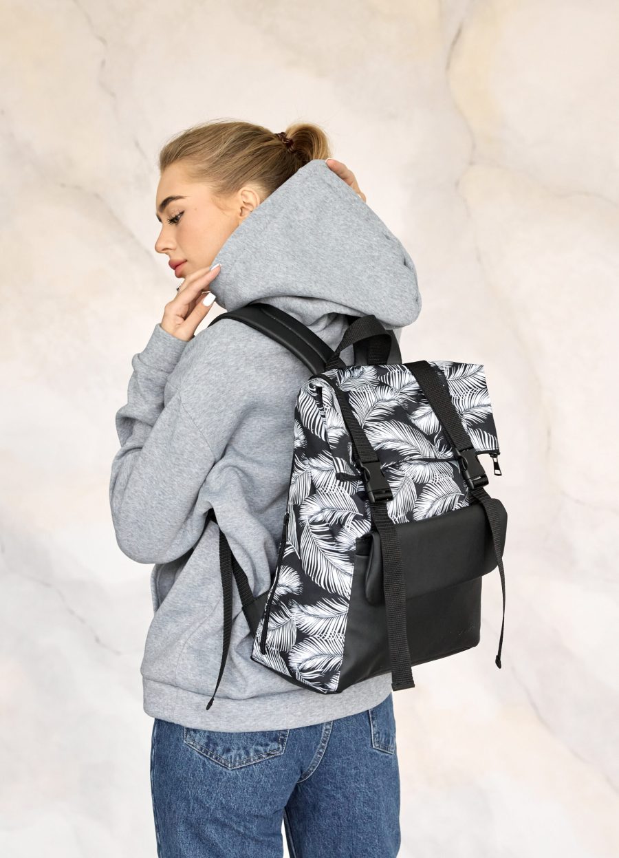 Рюкзак роллтоп жіночий RollTop Milton чорний з принтом