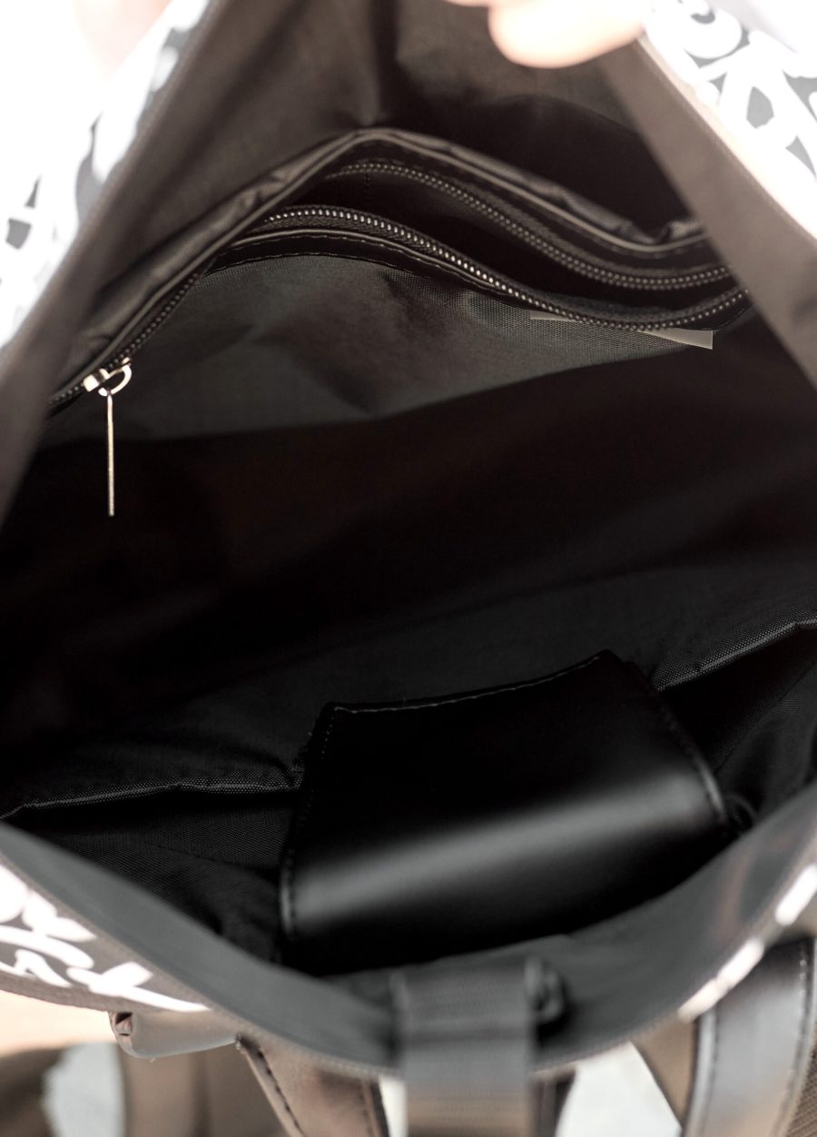 Рюкзак роллтоп жіночий Sambag RollTop KZN принт білий з чорним