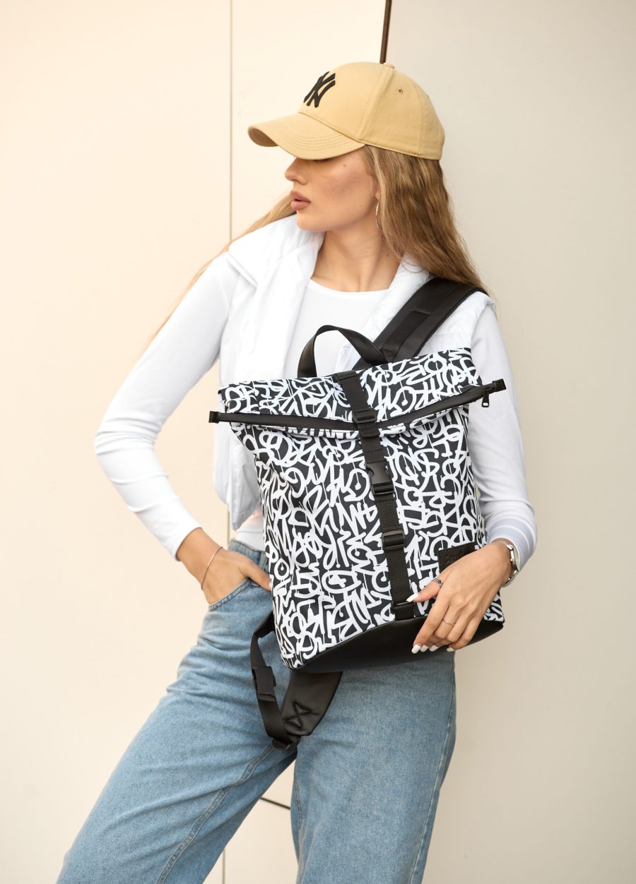 Рюкзак роллтоп жіночий Sambag RollTop KZN принт білий з чорним