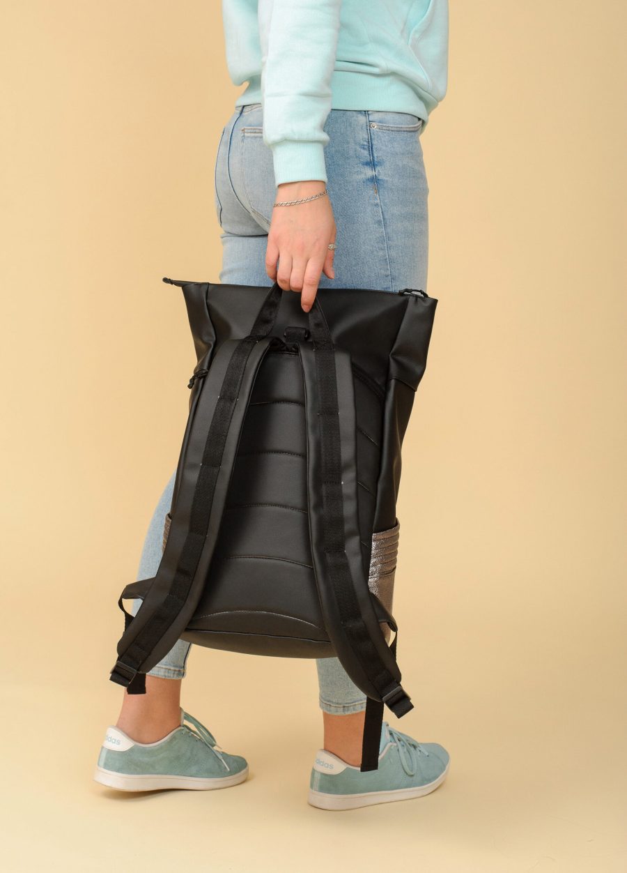Рюкзак роллтоп жіночий Sambag RollTop MQN чорний зі срібним