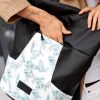 Рюкзак роллтоп жіночий Sambag RollTop X чорно-білий з принтом