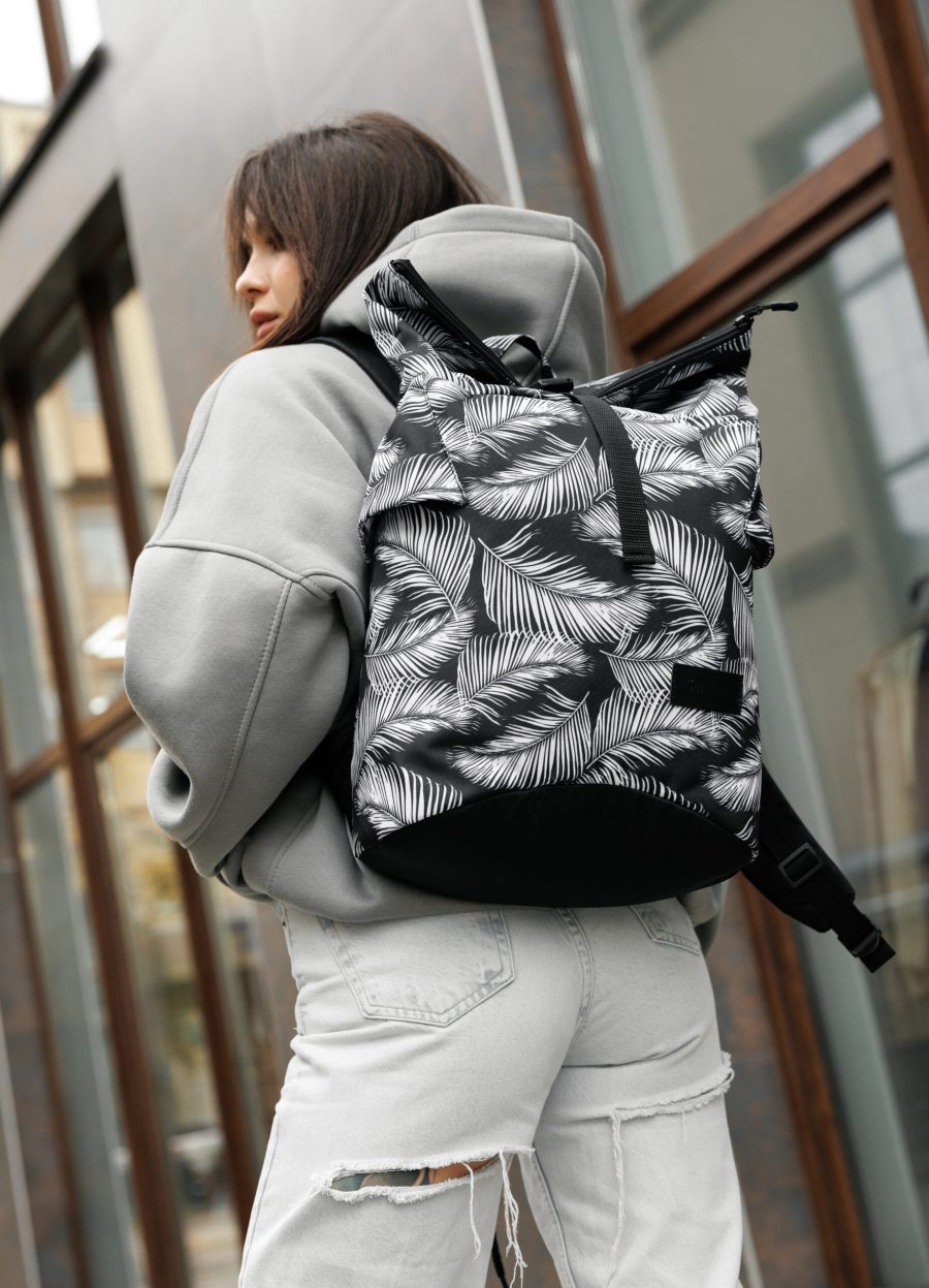 Рюкзак роллтоп жіночий Sambag RollTop Double принт чорний з білим