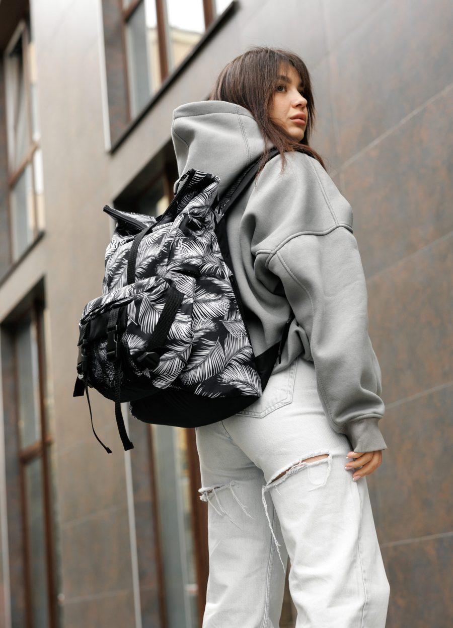 Рюкзак роллтоп жіночий Sambag RollTop Double принт чорний з білим