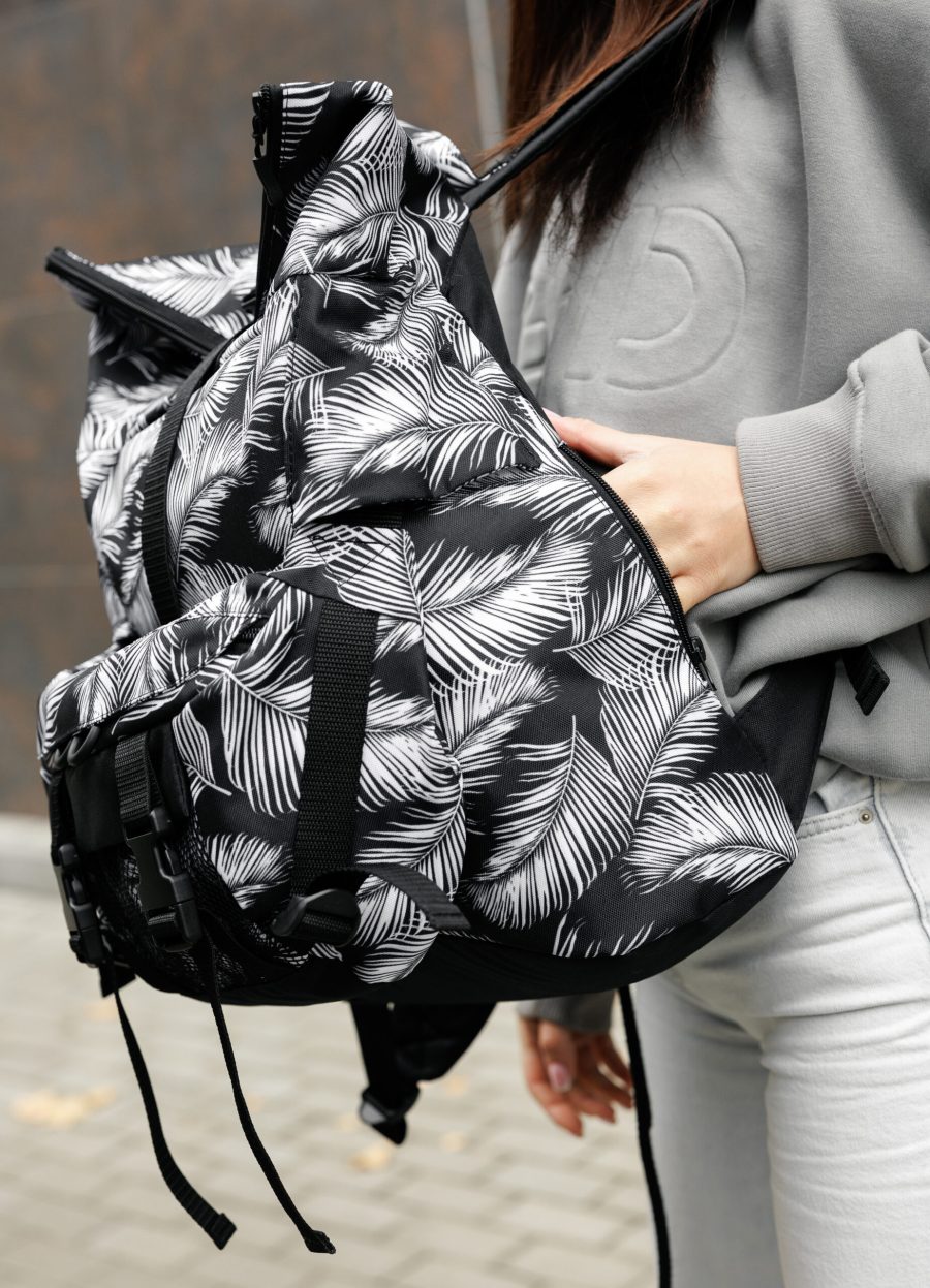 Рюкзак роллтоп жіночий Sambag RollTop Double принт чорний з білим