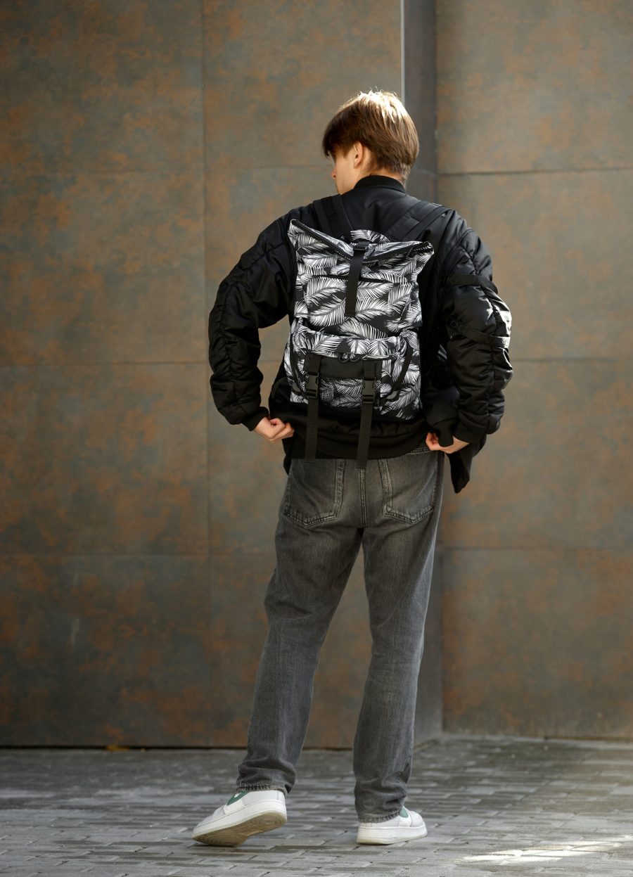 Рюкзак роллтоп чоловічий Sambag RollTop Double чорний з принтом