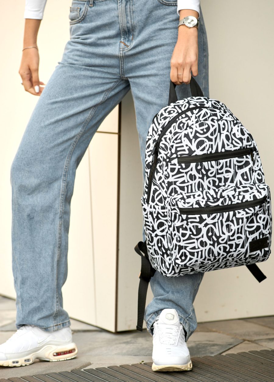 Женский рюкзак Sambag Zard LK Graphity черный с белым