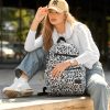 Женский рюкзак Sambag Zard LK Graphity черный с белым