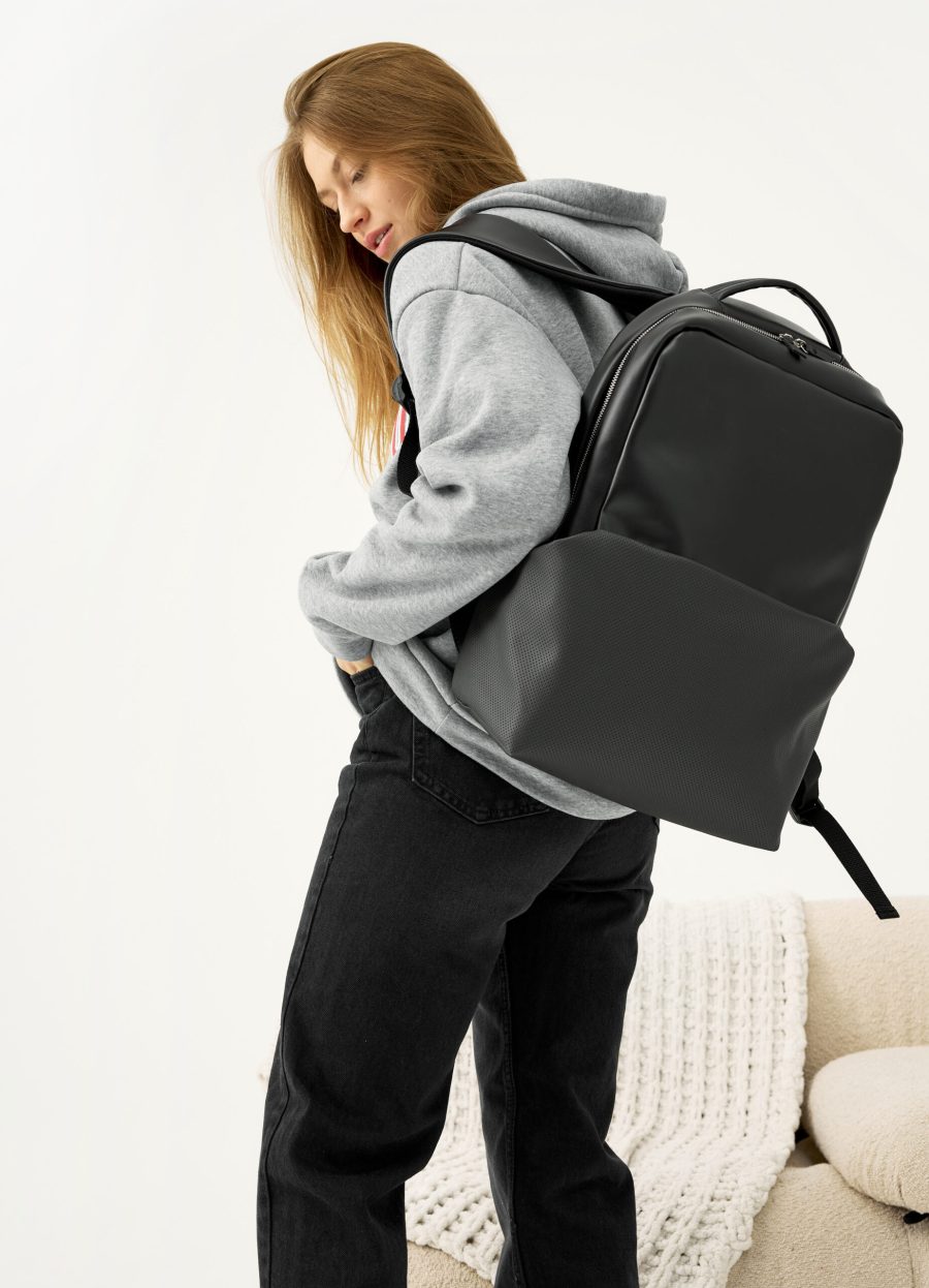 Рюкзак жіночий Sambag Zard Dart чорний з перфорацією