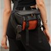 Сумка-бананка жіноча Sambag Dynamicdart чорна з помаранчевим