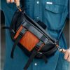Сумка-бананка мужская Sambag Dynamicdart черная с оранжевым