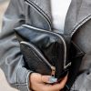 Сумка крос-боді жіноча Sambag Sofi крокодил чорна