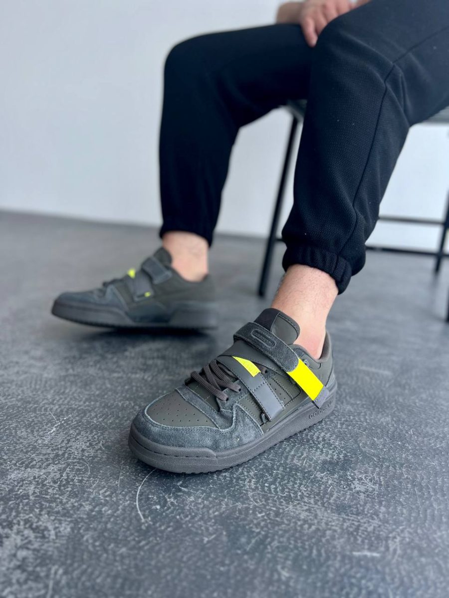 Кросівки Adidas Forum Low Strap Cinder