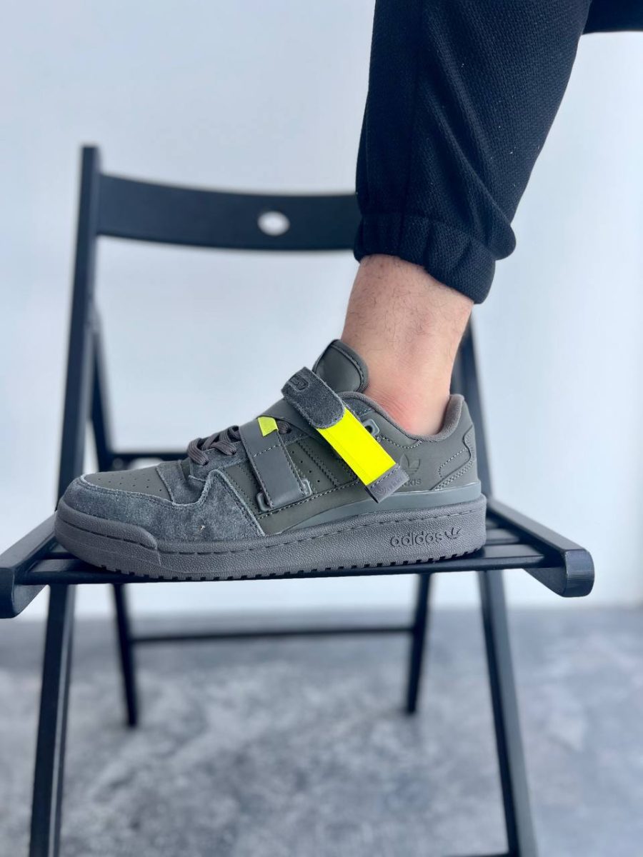 Кросівки Adidas Forum Low Strap Cinder