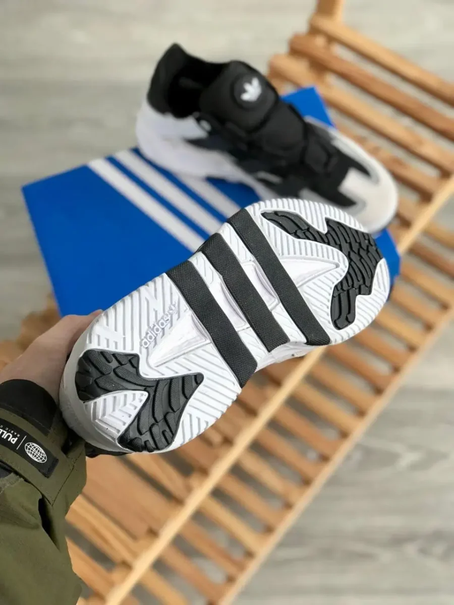 Кросівки Adidas Niteball White/Black