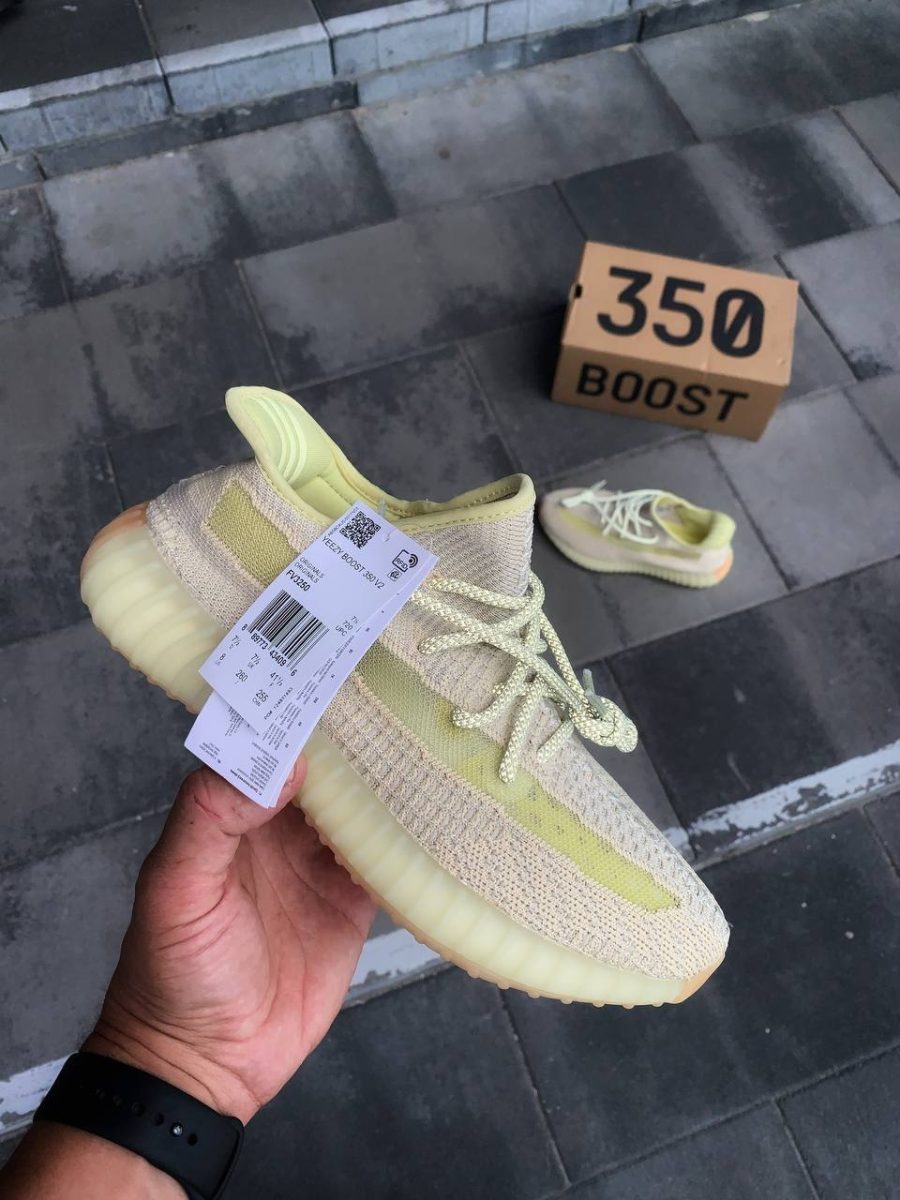 Кроссовки Adidas Yeezy Boost 350 V2 Antlia Reflective