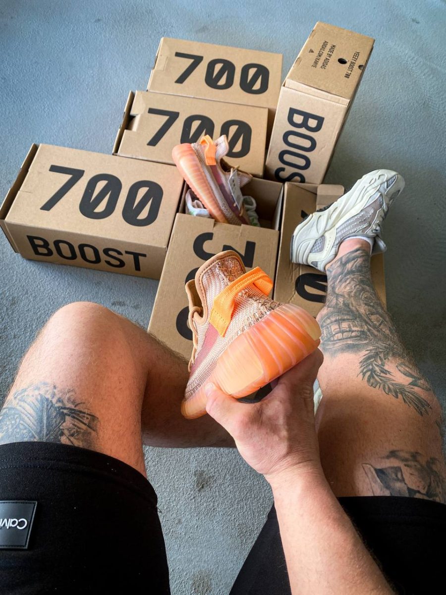 Кросівки Adidas Yeezy Boost 350 V2 Clay