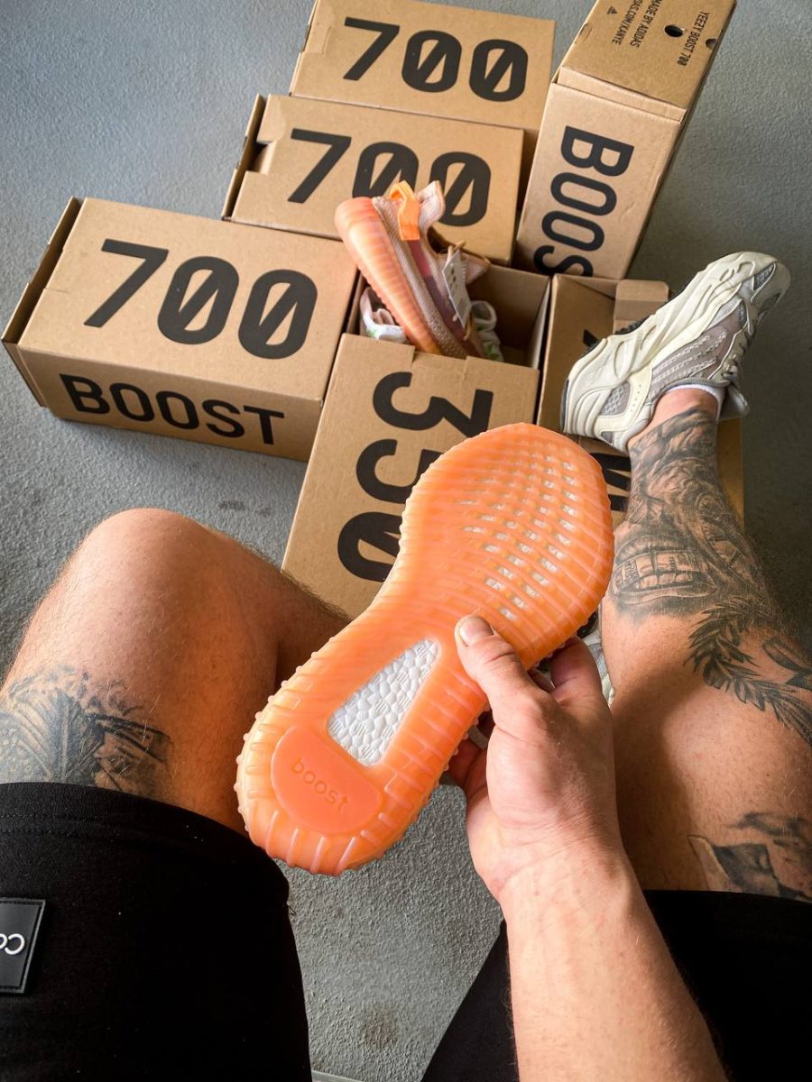 Кросівки Adidas Yeezy Boost 350 V2 Clay