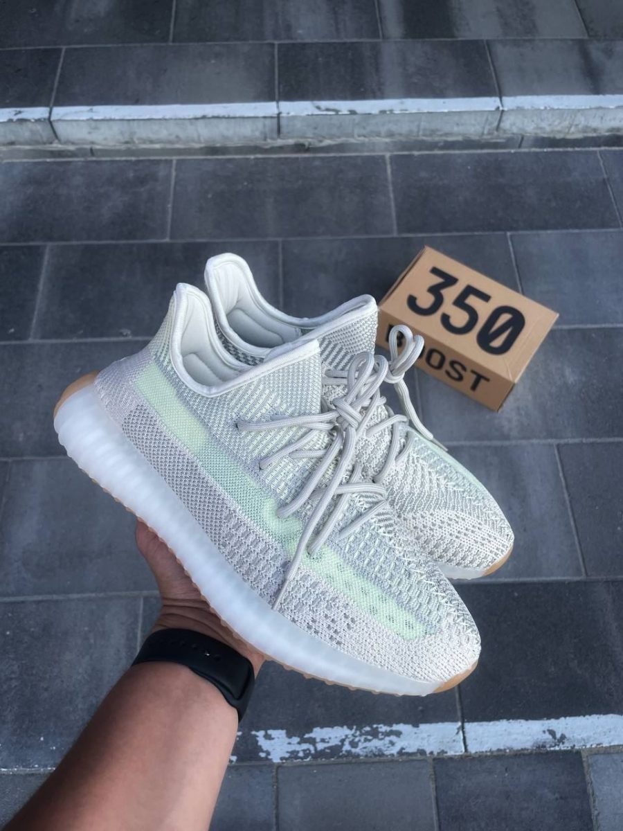 Кросівки Adidas Yeezy Boost 350 V2 Citrin