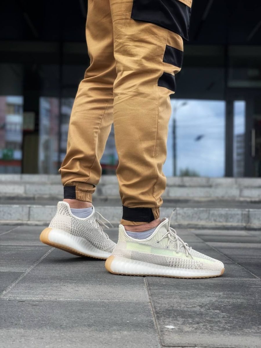 Кросівки Adidas Yeezy Boost 350 V2 Citrin