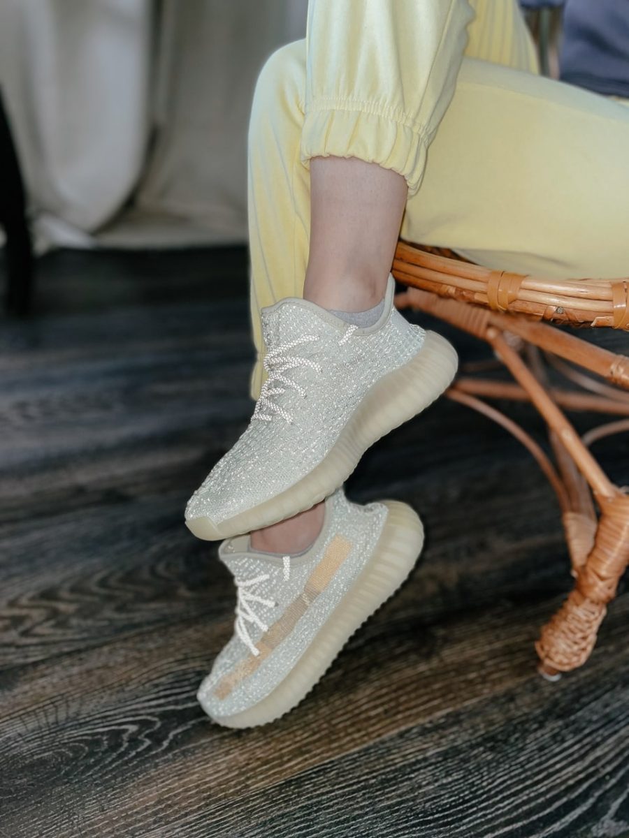 Кросівки Adidas Yeezy Boost 350 v2 Lundmark Reflective