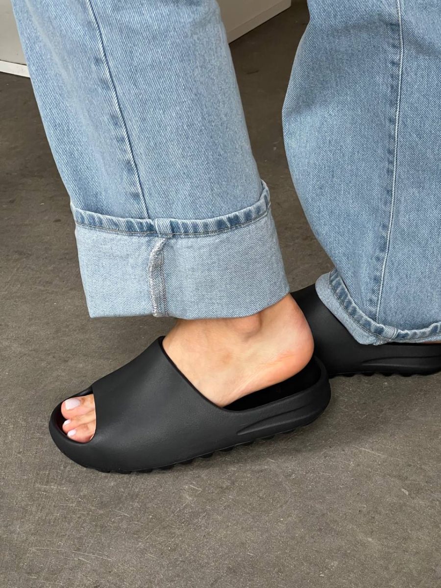 Сланці Adidas Yeezy Slide Black