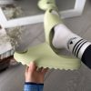 Сланцы Adidas Yeezy Slide Resin