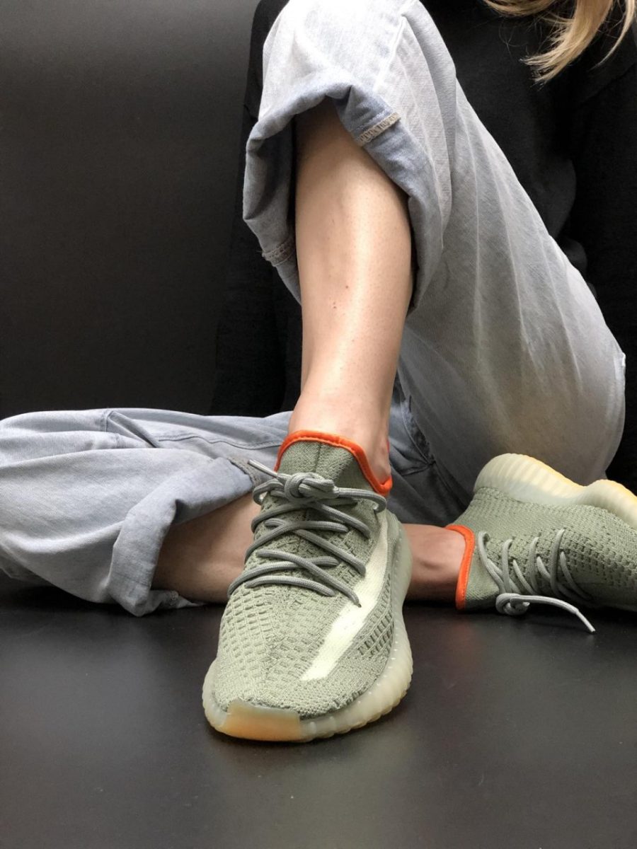 Кроссовки Adidas Yeezy boost 350 V2 Desert Sage Green