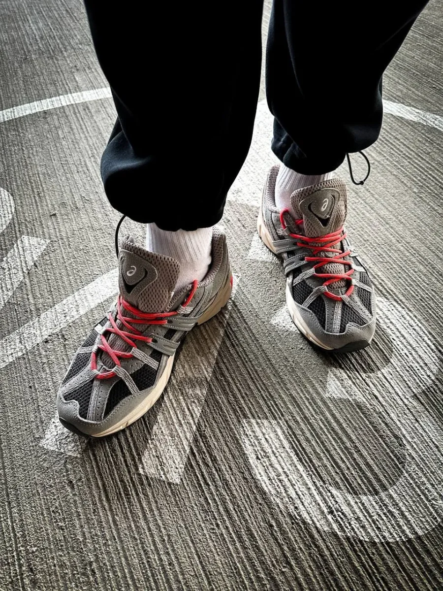 Кроссовки Asics Gel Sonoma 15-50 Clay Grey Pink