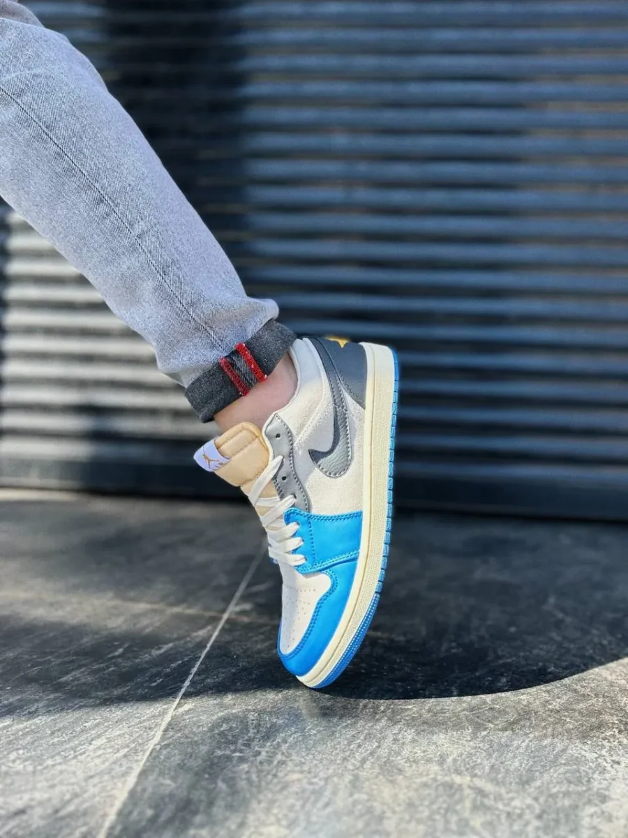 Кросівки Nike Air Jordan 1 Low Tokyo 96 Vintage UNC