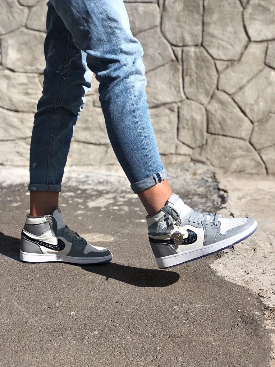 Кросівки Nike Air Jordan 1 Retro High Dior