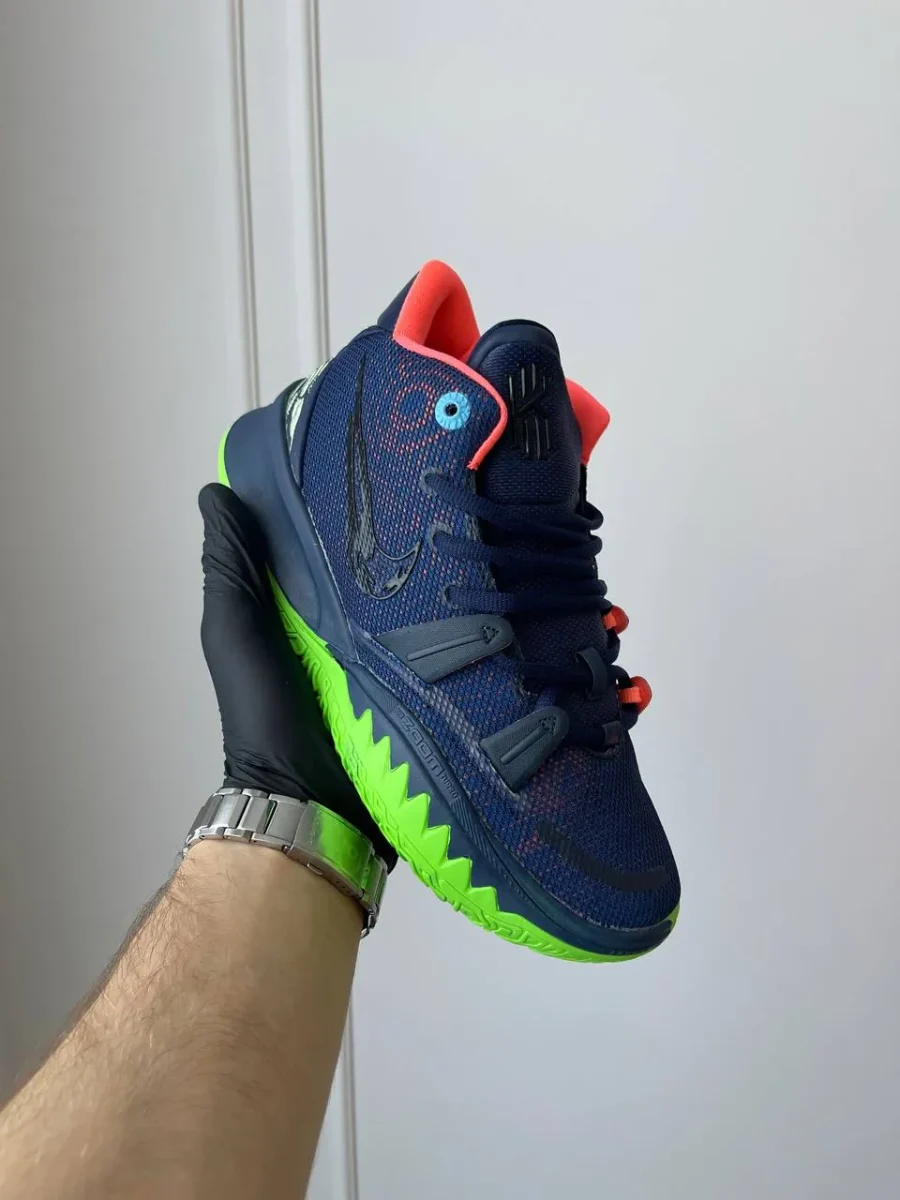 Кросівки Nike Kyrie 7 Anime