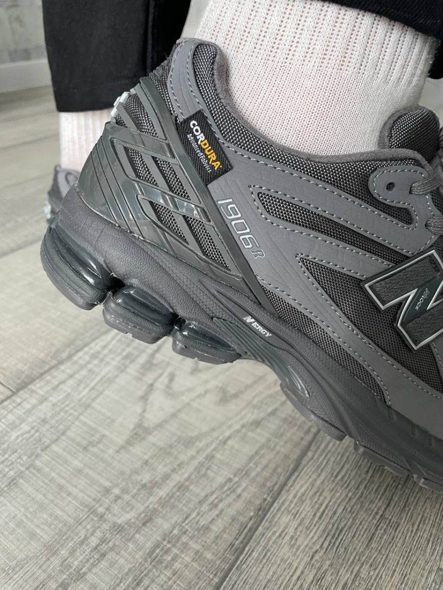 Кросівки New Balance 1906R Cordura Magnet
