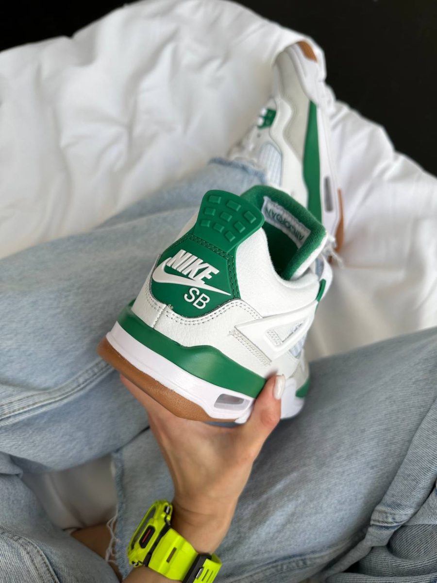 Кросівки Nike Air Jordan 4 Retro x SB Pine Green