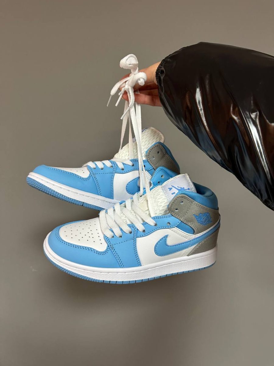 Кросівки Nike Air Jordan Retro 1 Mid Blue/Grey