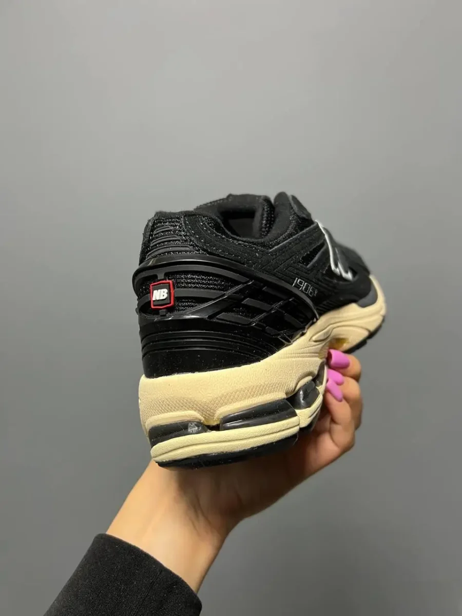 Кросівки New Balance 1906R Black Taos Taupe