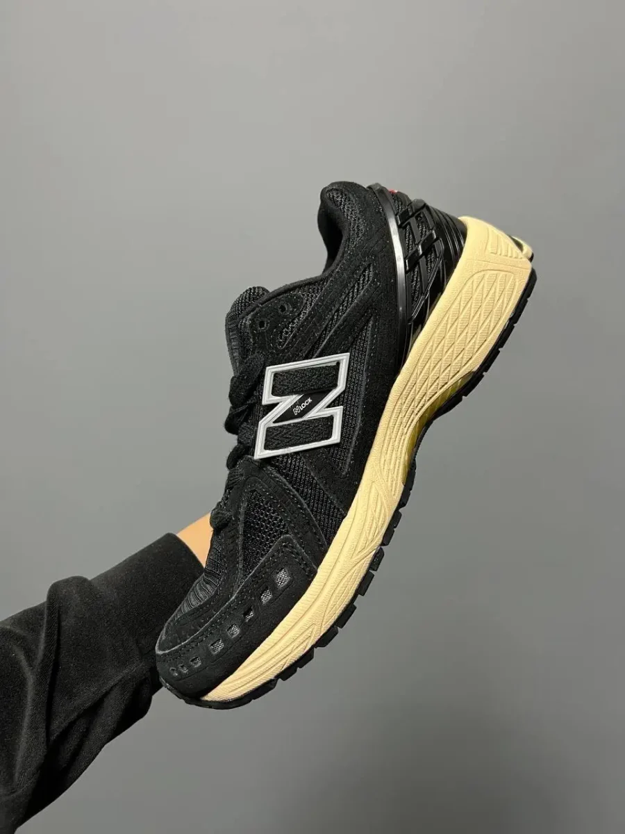 Кросівки New Balance 1906R Black Taos Taupe