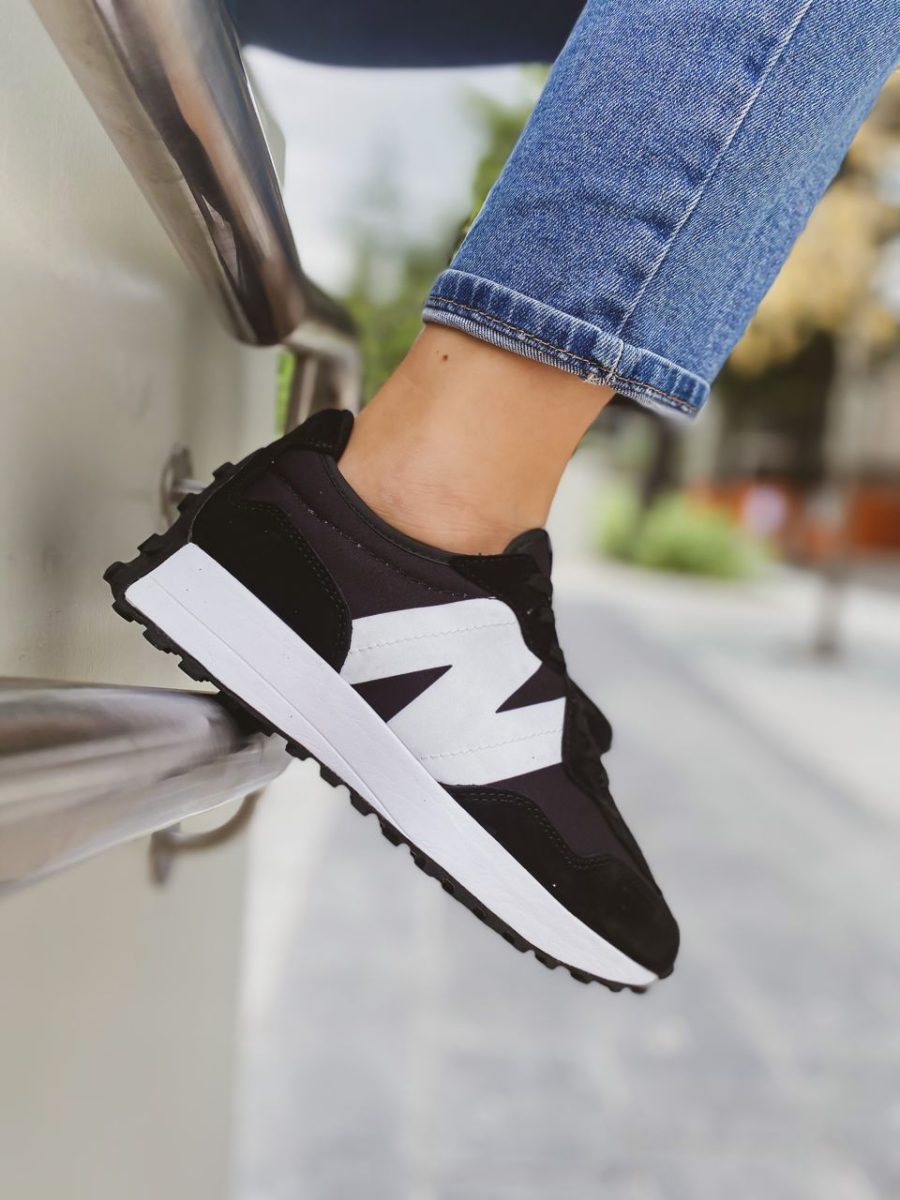 Кросівки New Balance MS327CPG Black/White