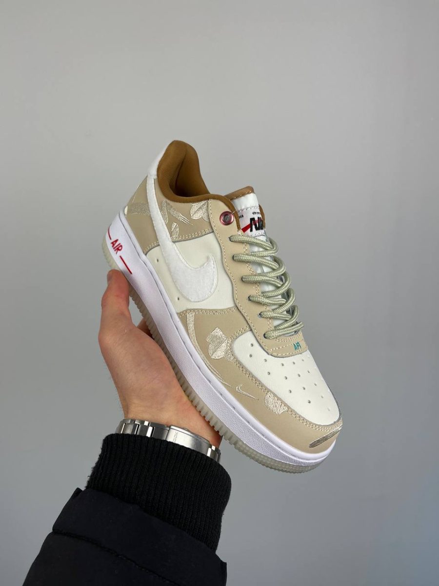 Кросівки Nike Air Force 1 07 LX Year Of The Rabbit