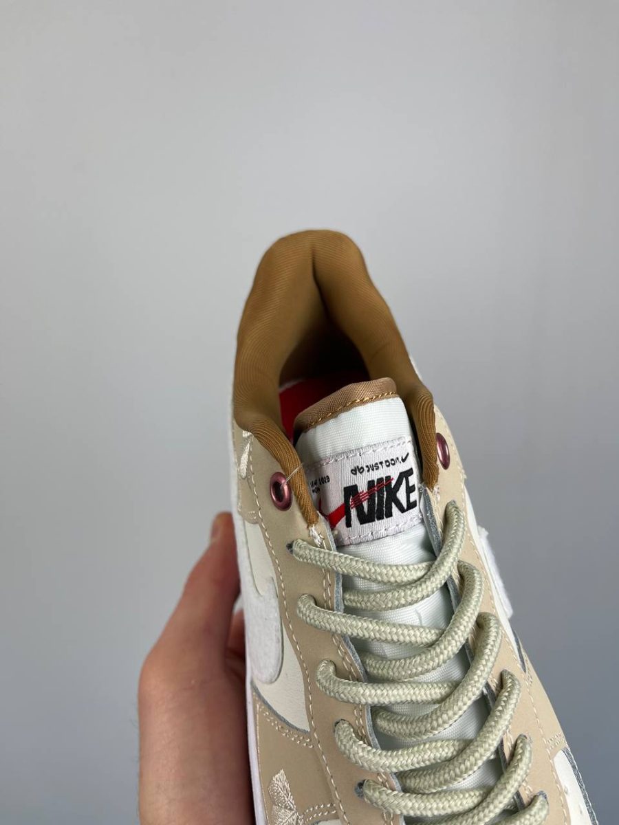 Кросівки Nike Air Force 1 07 LX Year Of The Rabbit