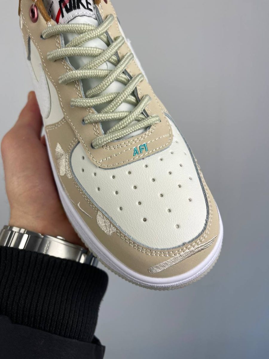 Кросівки Nike Air Force 1 07 LX Year Of The Rabbit