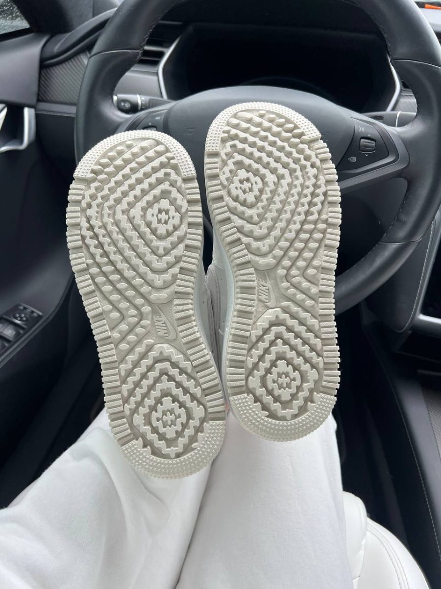 Кроссовки Nike Air Force 1 Low Luxe Summit White Bone