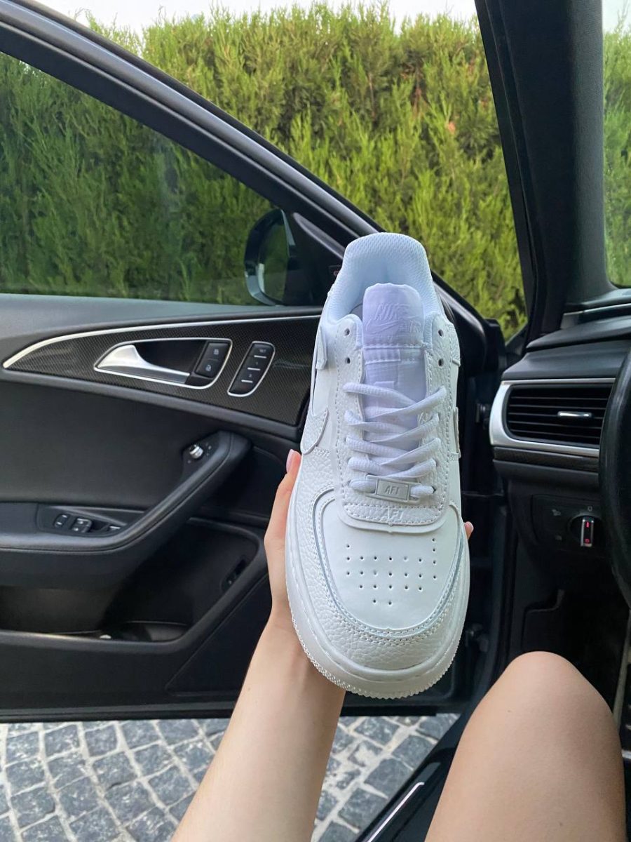 Кросівки Nike Air Force 1 Low Shadow Triple White