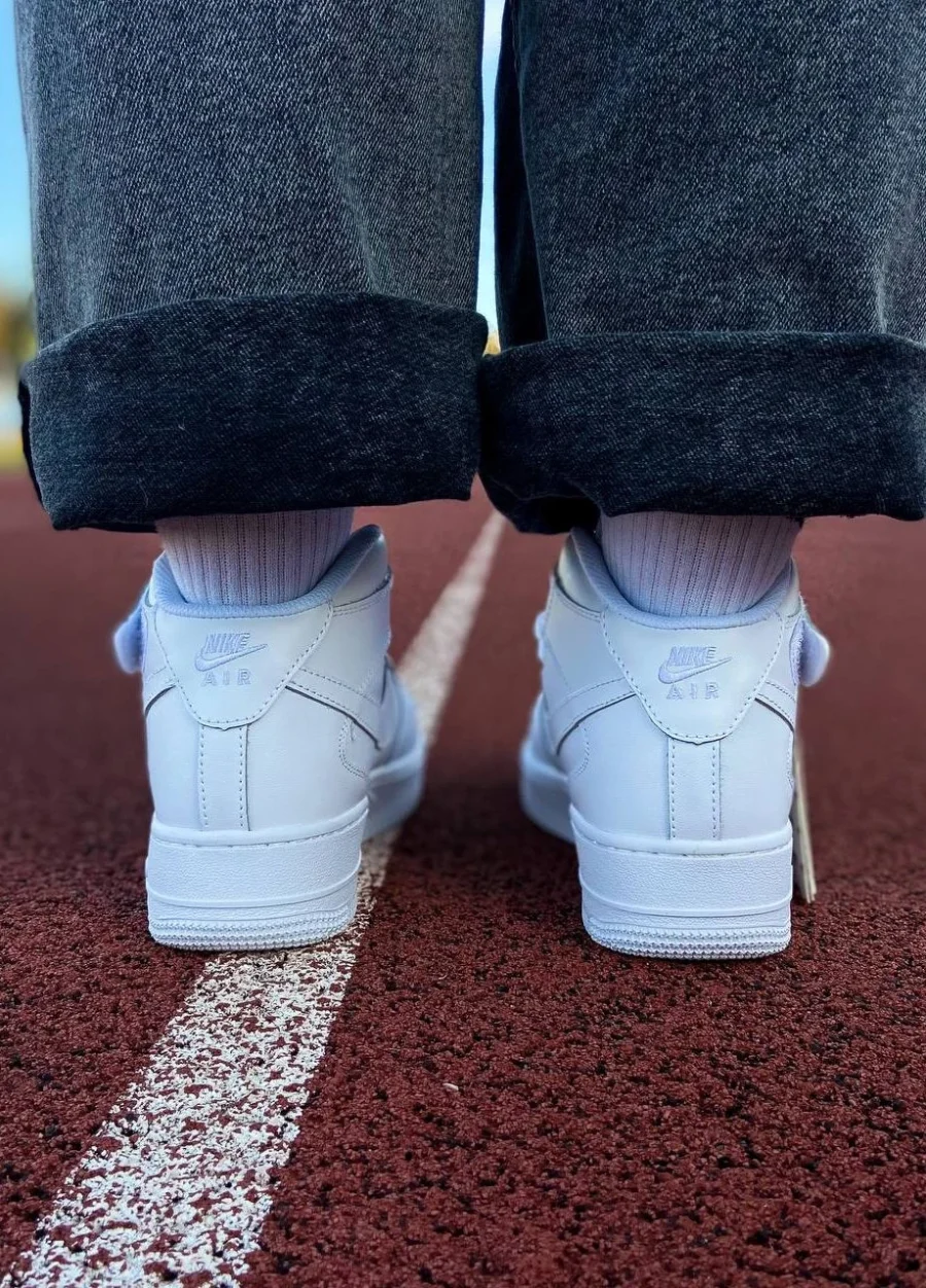Кроссовки Nike Air Force 1 Mid White