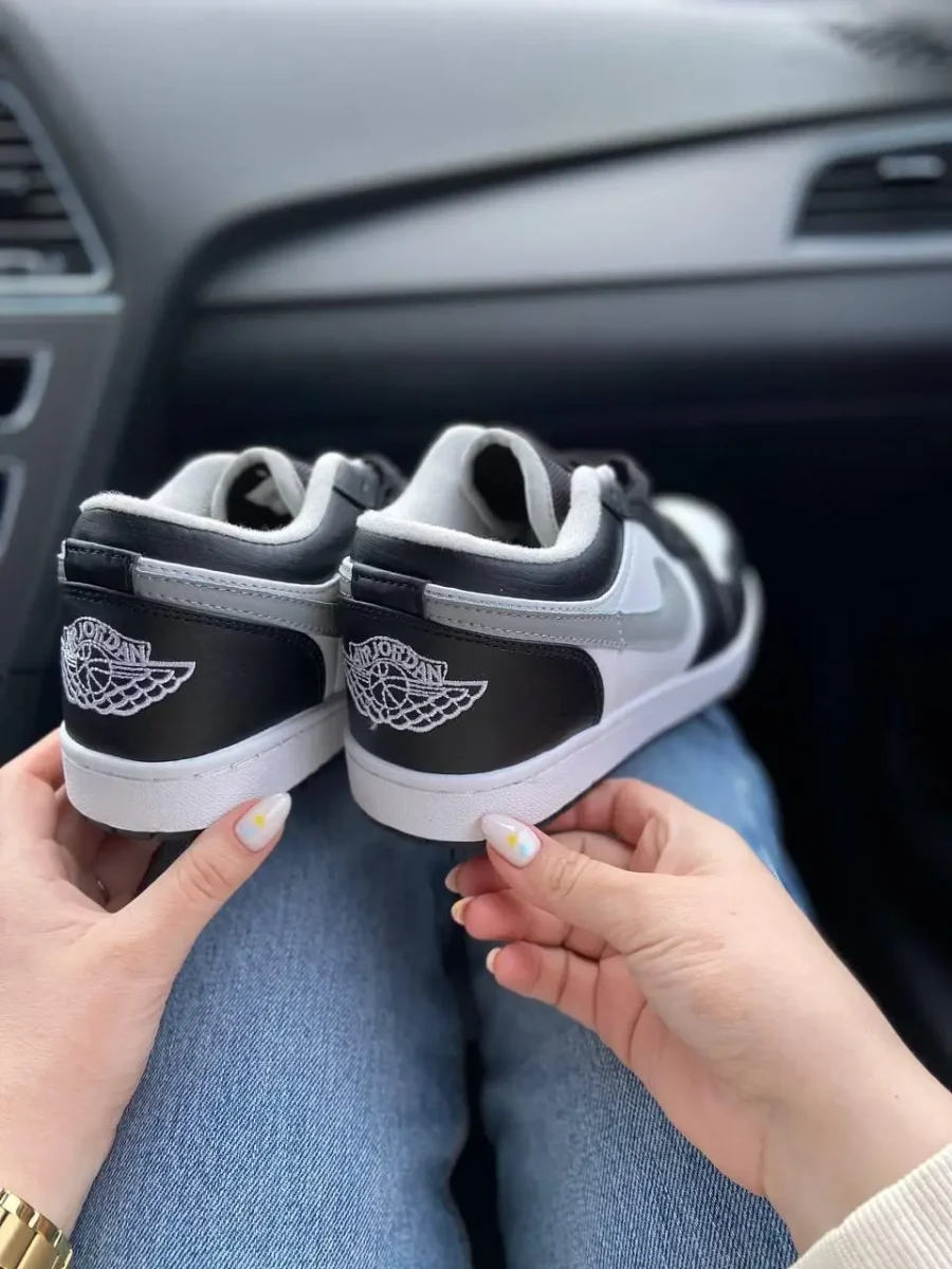 Кросівки Nike Air Jordan 1 Low Black/Medium Grey