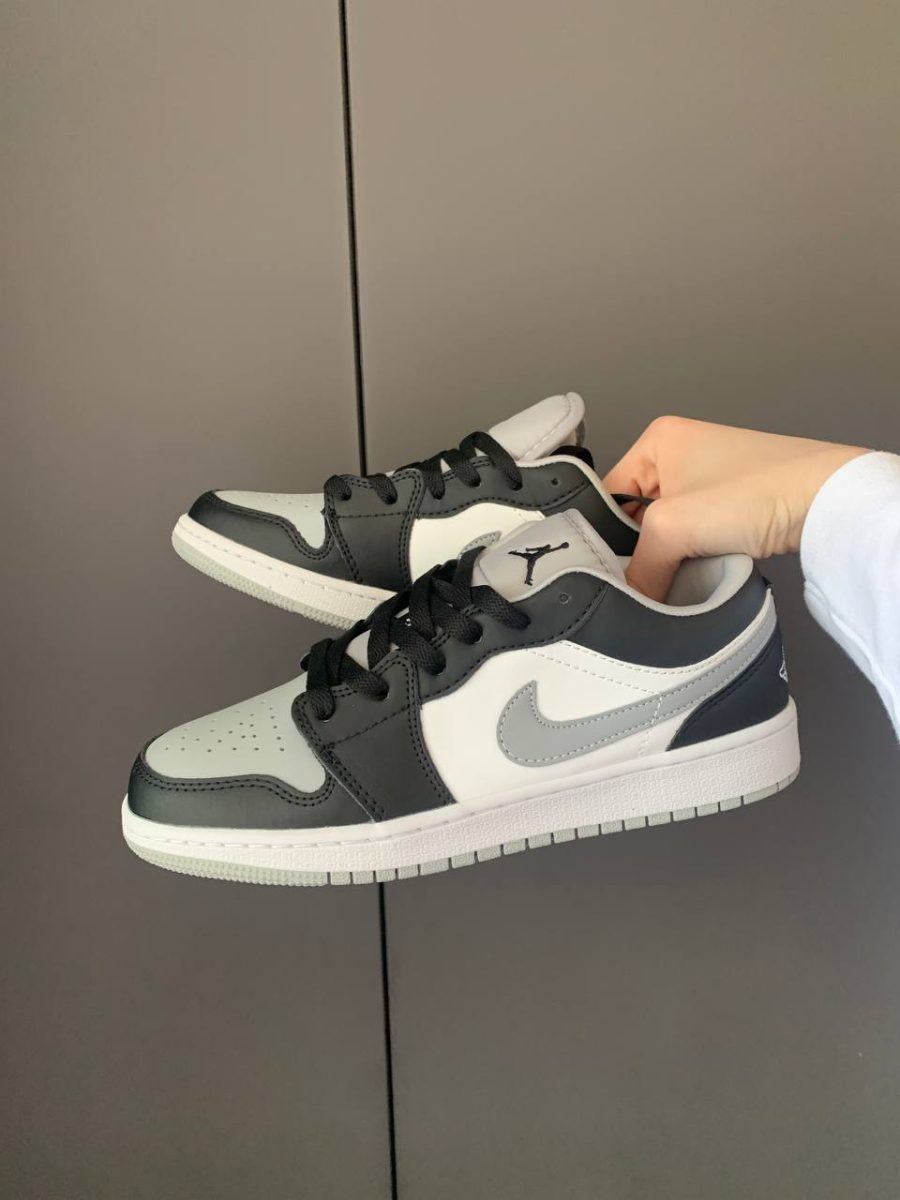 Кросівки Nike Air Jordan 1 Low Light Smoke Grey/White-Black